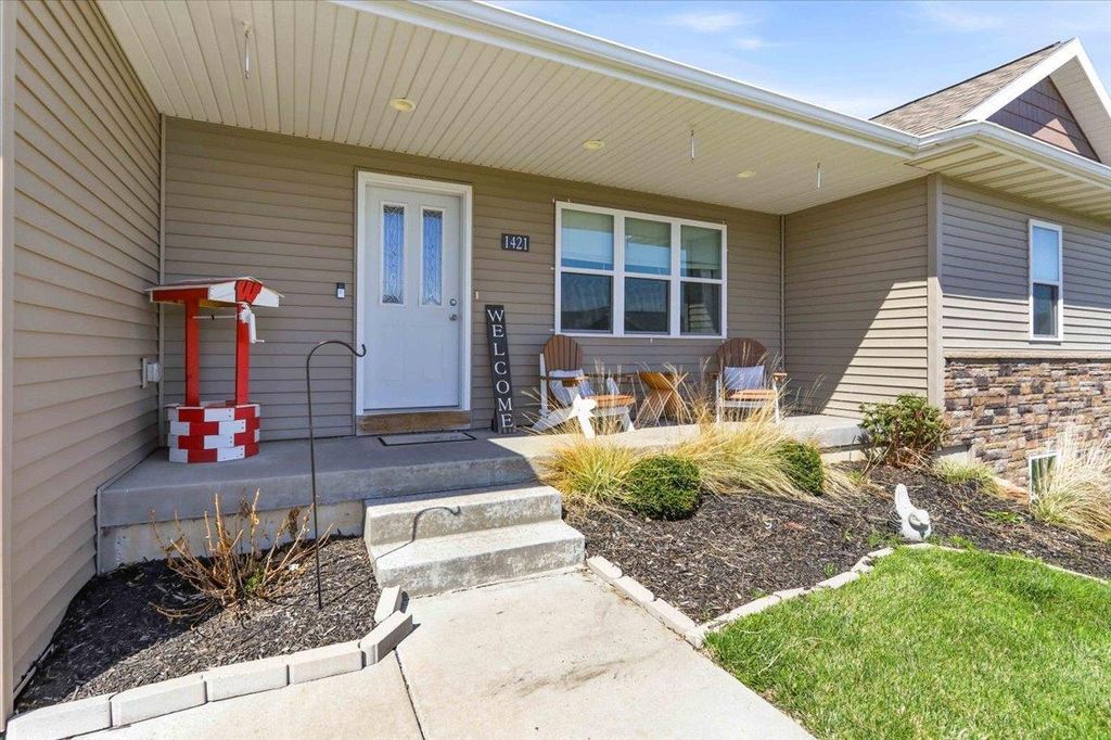 Photo of 1421 21st STREET, Baraboo, WI 53913 (MLS # 2021405)