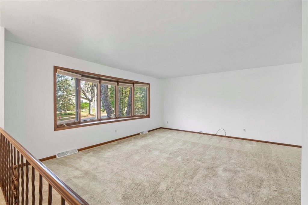Photo of 6817 Stratford DRIVE, Madison, WI 53719 (MLS # 2007257)