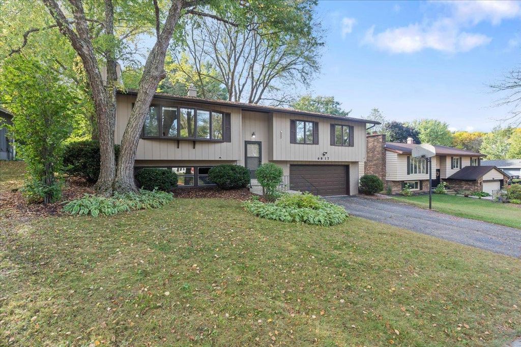 Photo of 6817 Stratford DRIVE, Madison, WI 53719 (MLS # 2007257)
