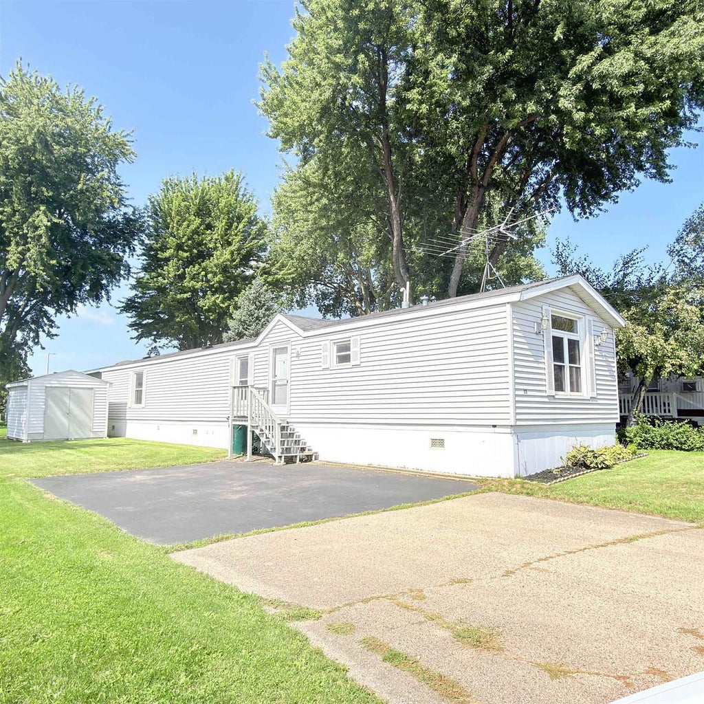 Photo of N6550 Highway 151 Lot 32, Beaver Dam, WI 53916 (MLS # 2031121)