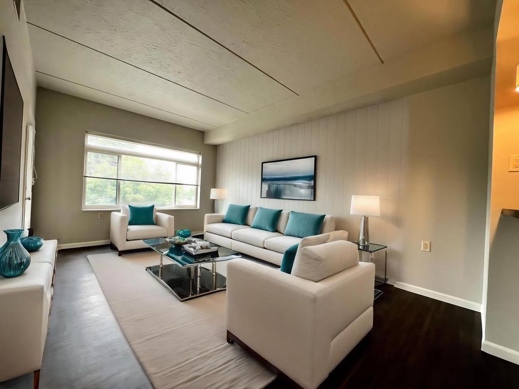 Photo of 400 N Richmond STREET #316, Appleton, WI 54911 (MLS # 50316875)