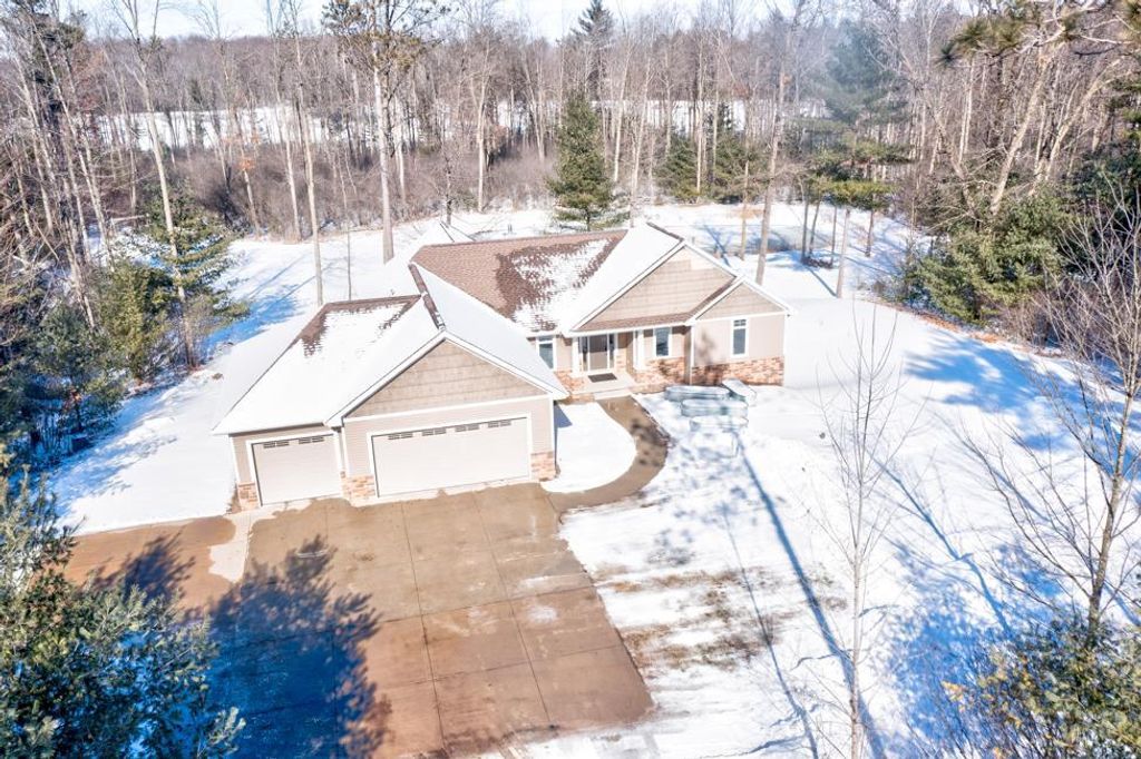 Photo of W1374 Madsen ROAD, Marinette, WI 54143 (MLS # 50323178)