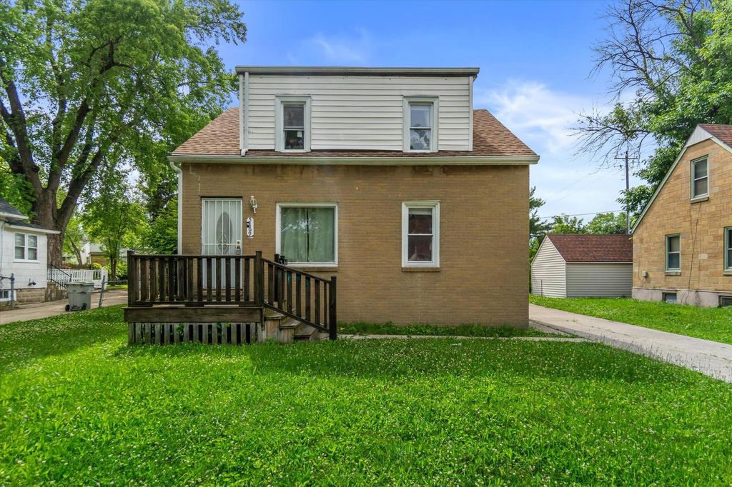 Photo of 5169 N 56th STREET, Milwaukee, WI 53218 (MLS # 1968771)