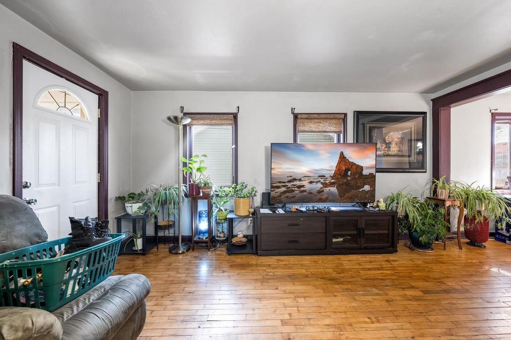 Photo of 1115 N Richmond STREET, Appleton, WI 54911 (MLS # 50318583)