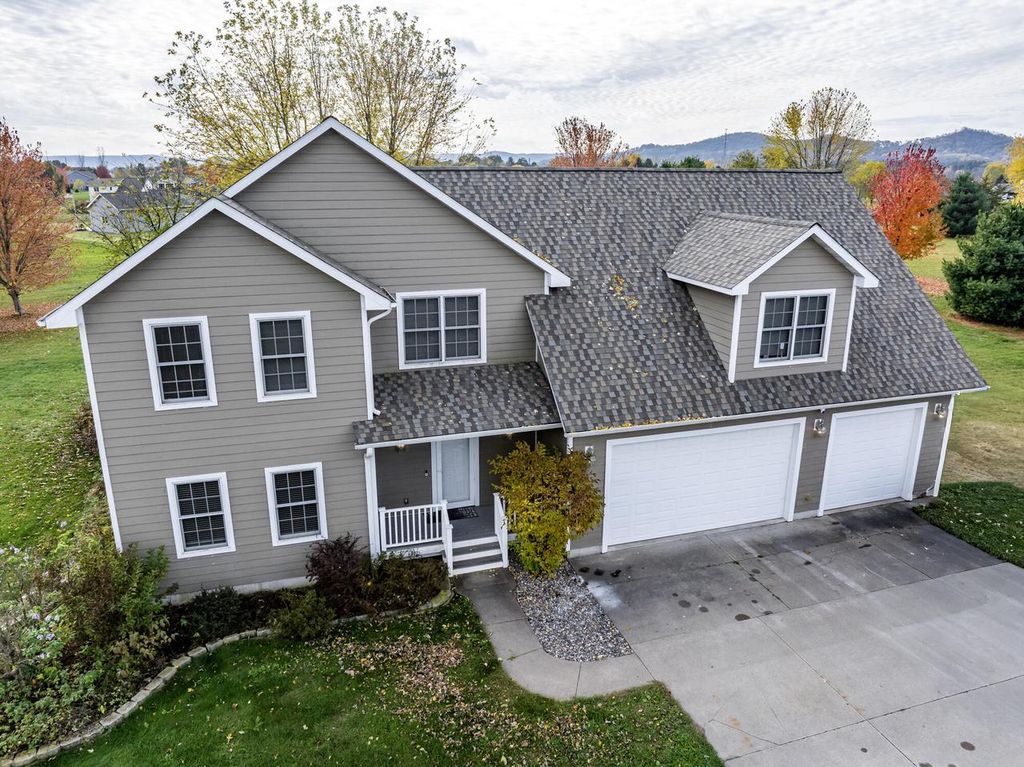 Photo of W23903 Swartling ROAD, Trempealeau, WI 54661 (MLS # 1944071)