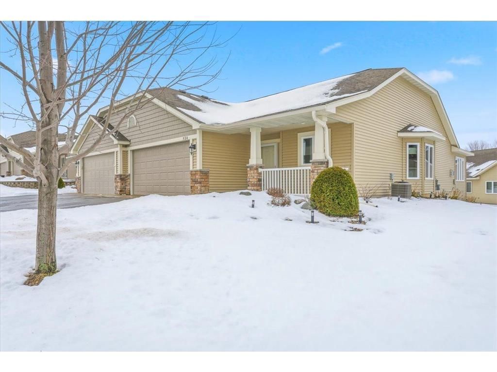 Photo of 524 Cassandra DRIVE #44, New Richmond, WI 54017 (MLS # 6802578)