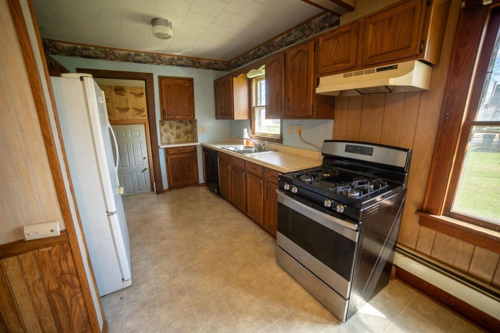 Photo of 116 N Charles STREET, Westfield, WI 53964 (MLS # 2021044)