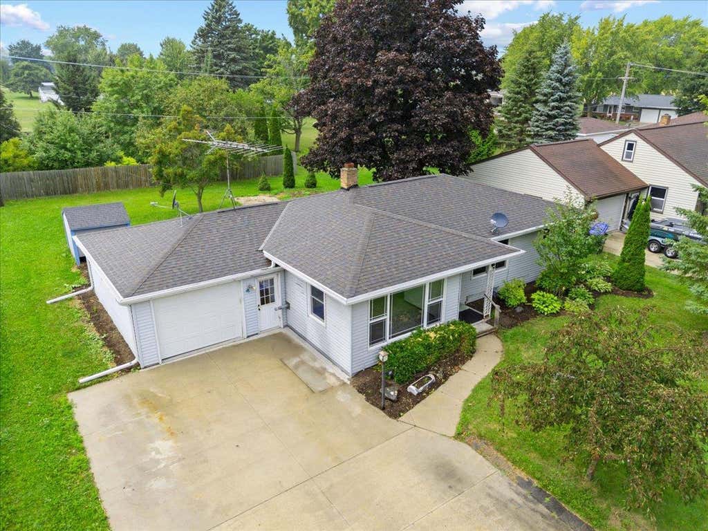 Photo of 319 Parker AVENUE, Algoma, WI 54201 (MLS # 50331008)