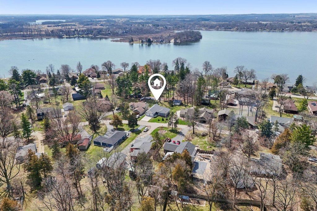 Photo of W9063 Lakeview DRIVE, Cambridge, WI 53523 (MLS # 2019869)