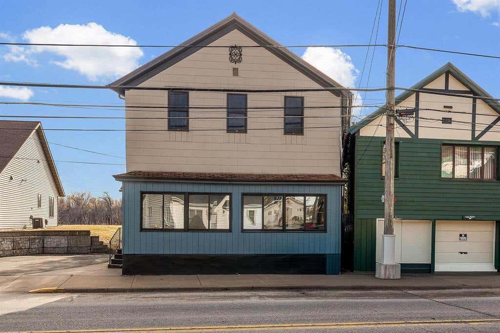 Photo of 39 N Shore DRIVE #1-2, Fountain City, WI 54629 (MLS # 1602243)