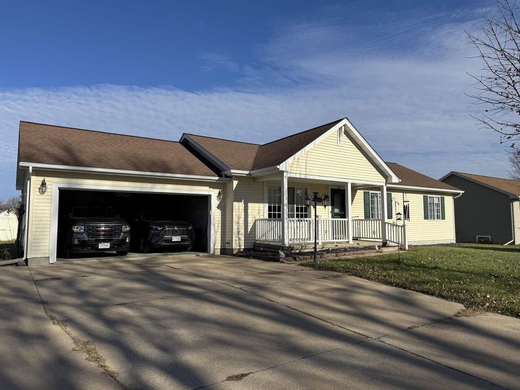 Photo of 1415 Park View DRIVE, Tomah, WI 54660 (MLS # 2013776)