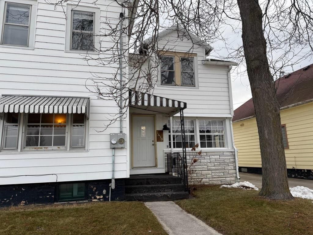 Photo of 1610 17th STREET, Two Rivers, WI 54241 (MLS # 50319347)