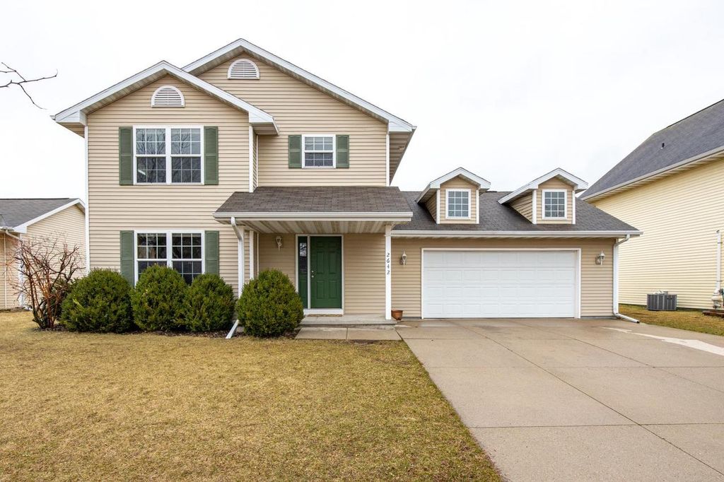 Photo of 2642 Marathon AVENUE, Neenah, WI 54956 (MLS # 50322994)