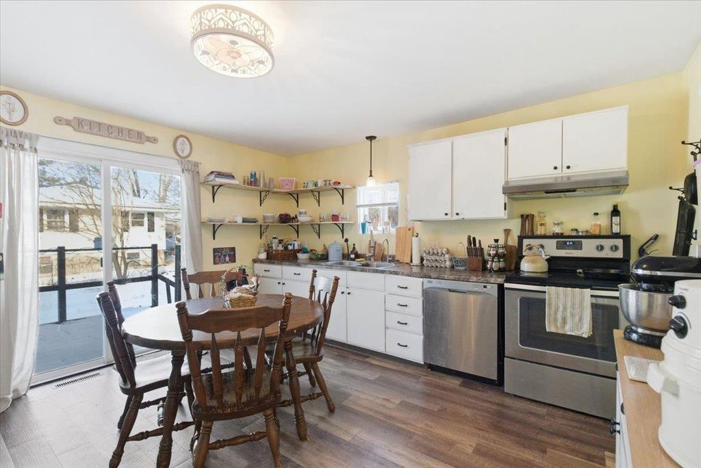 Photo of 703 Oak STREET, Arena, WI 53503 (MLS # 2016409)