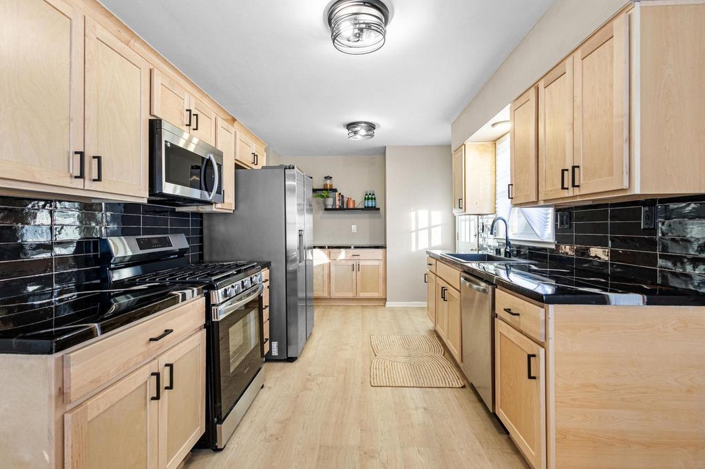 Photo of 4068 N 72nd St STREET, Milwaukee, WI 53216 (MLS # 1945753)