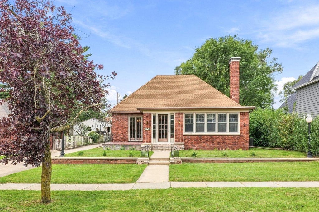 Photo of 233 N 1st STREET, Princeton, WI 54968 (MLS # 2033072)