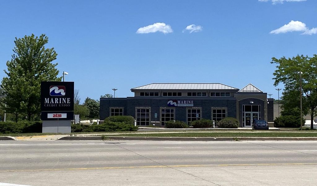 Photo of 5133 Douglas AVENUE, Racine, WI 53402 (MLS # 1943216)