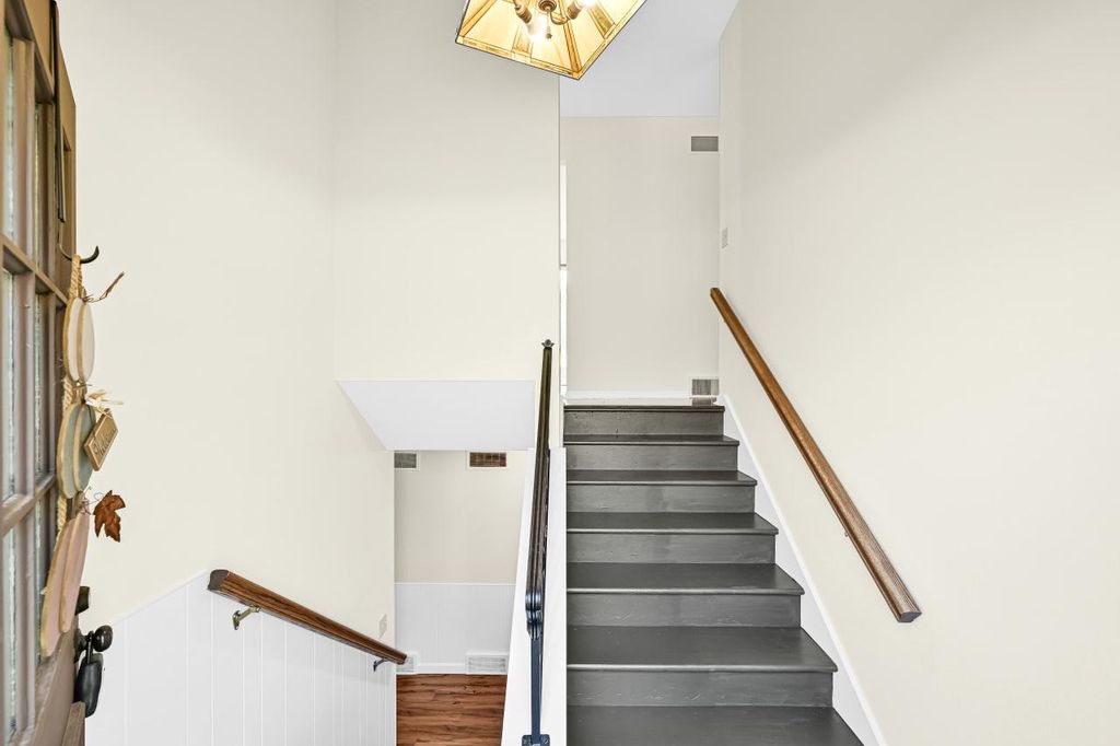 Photo of 205 Island DRIVE, Madison, WI 53705 (MLS # 1943138)