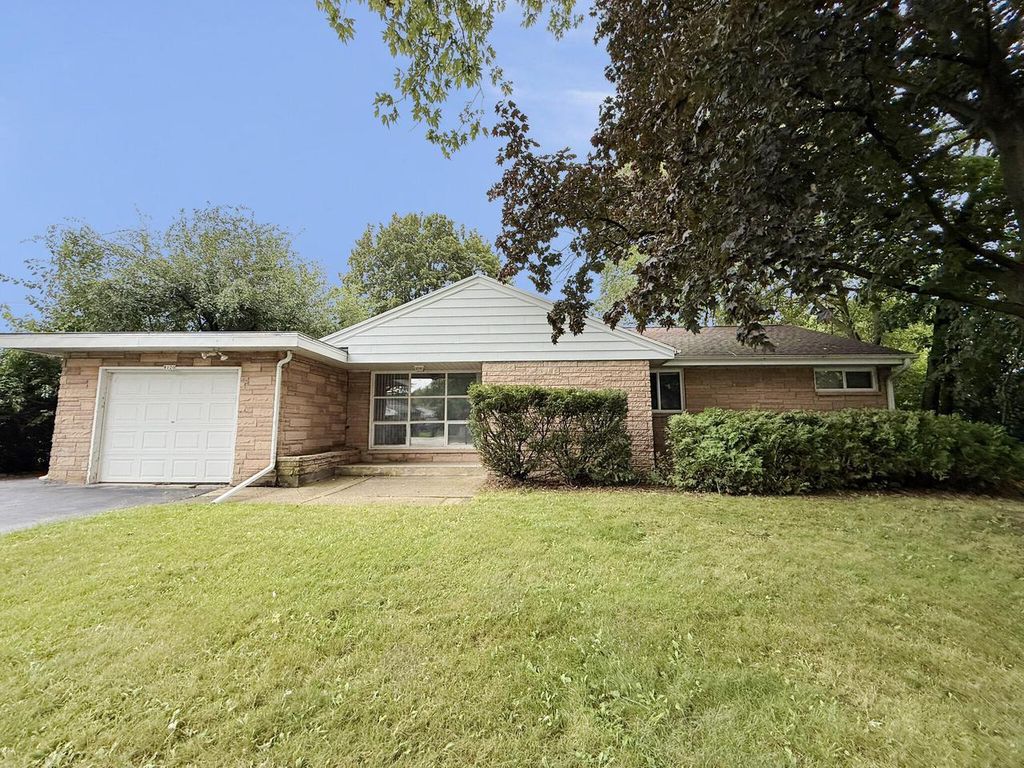 Photo of 8120 N 55th STREET, Brown Deer, WI 53223 (MLS # 1942136)