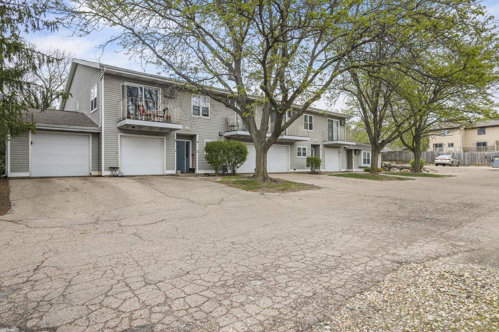 Photo of 1049 &amp; 1057 McKenna BOULEVARD, Madison, WI 53719 (MLS # 2034075)