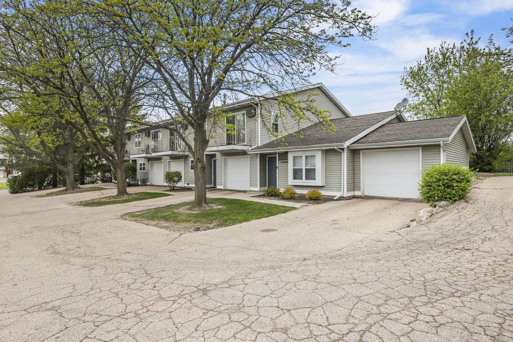Photo of 1049 &amp; 1057 McKenna BOULEVARD, Madison, WI 53719 (MLS # 2034075)