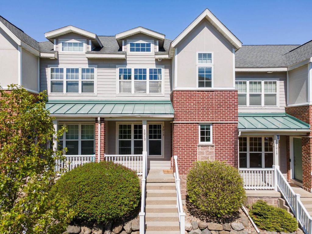 Photo of 3013 Royal Wulff TERRACE, Fitchburg, WI 53711 (MLS # 2022370)