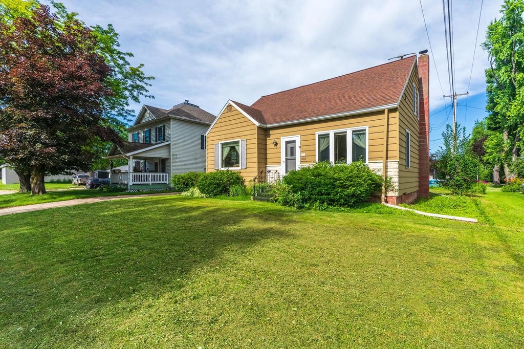 Photo of 303 N Pacific STREET, Spencer, WI 54479 (MLS # 22603224)