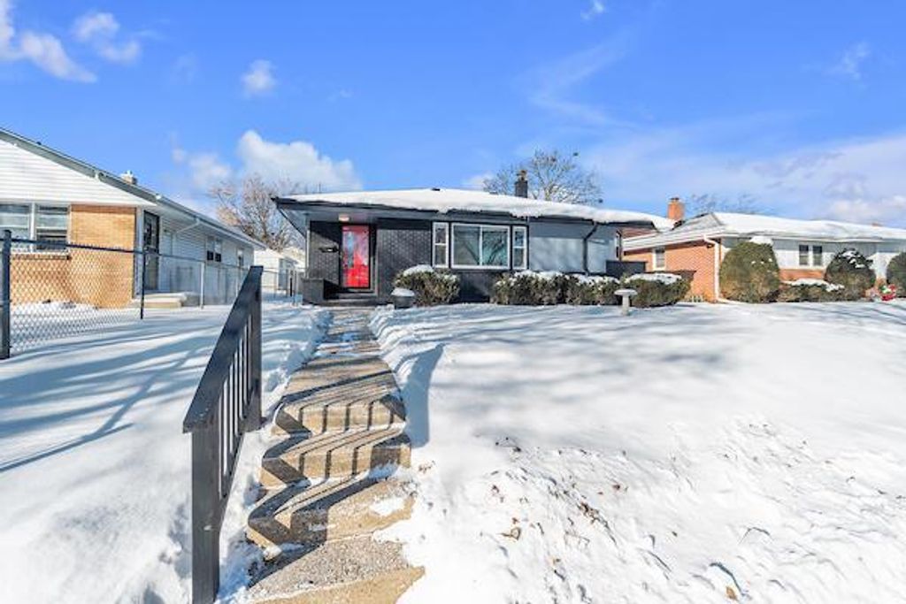 Photo of 4149 N 69th STREET, Milwaukee, WI 53216 (MLS # 1948807)