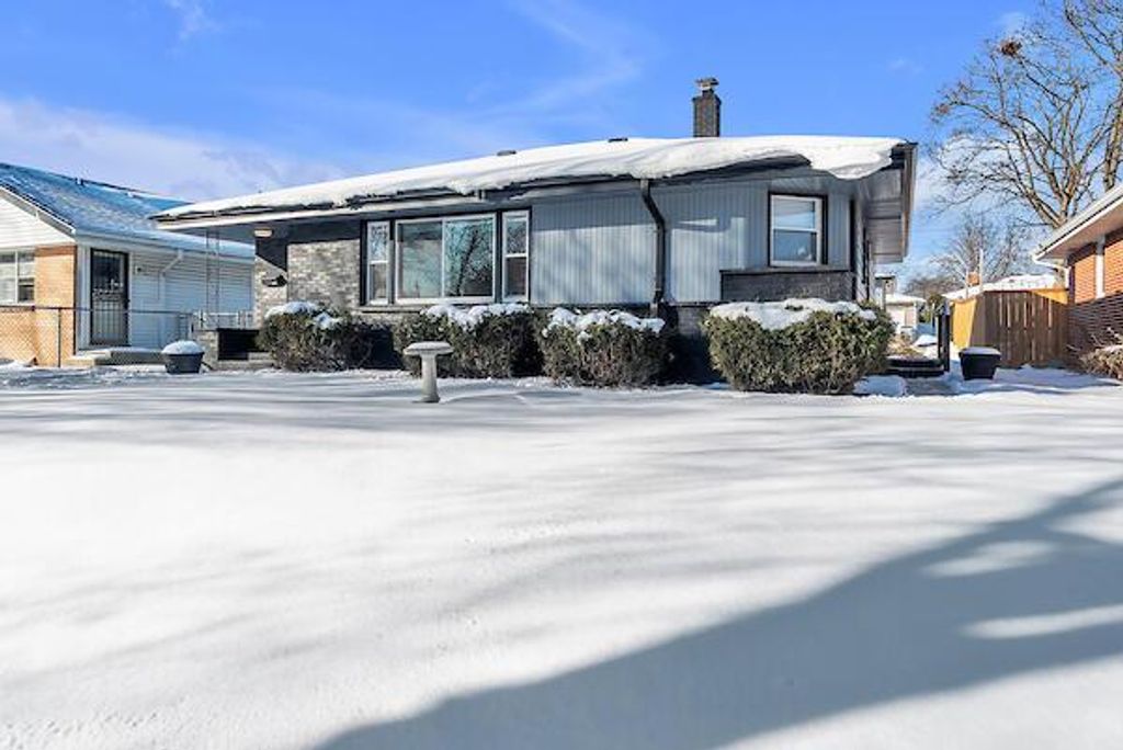 Photo of 4149 N 69th STREET, Milwaukee, WI 53216 (MLS # 1948807)