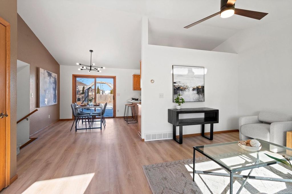 Photo of 80 Kope AVENUE, Oshkosh, WI 54901 (MLS # 50321127)