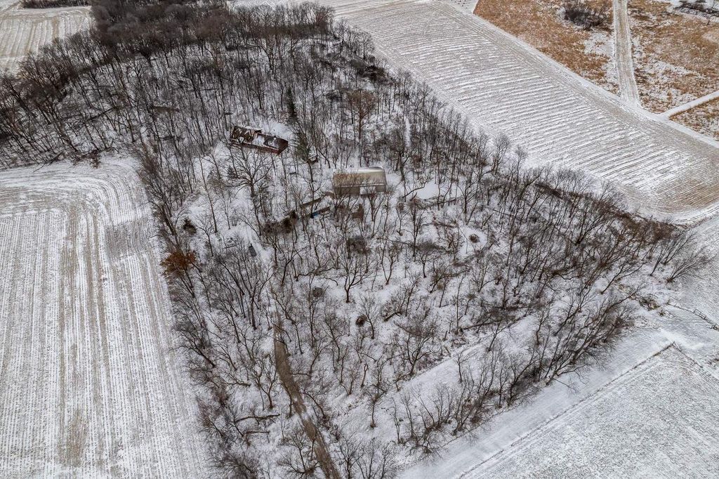 Photo of 5101 S Johnson ROAD, Beloit, WI 53511 (MLS # 2015123)