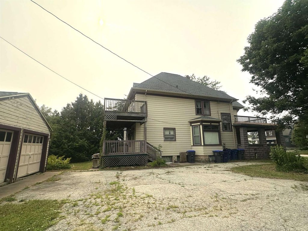 Photo of 158 E Main STREET, Hortonville, WI 54944 (MLS # 50329462)
