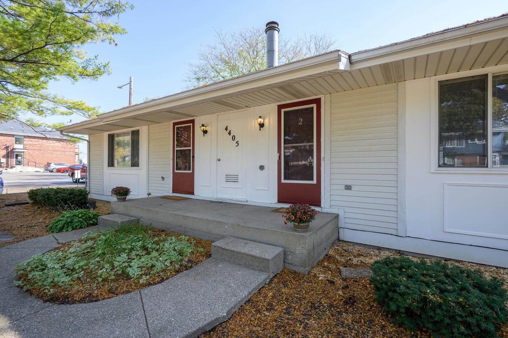 Photo of 4405 Dwight DRIVE, Madison, WI 53704 (MLS # 2032720)