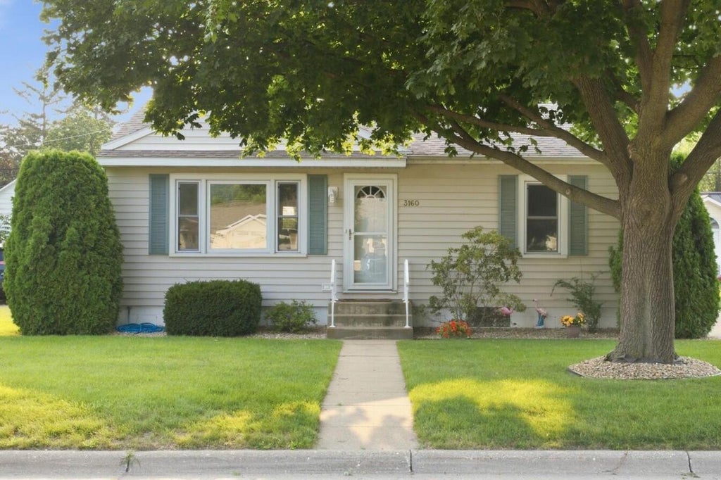 Photo of 3160 26th STREET S STREET S, La Crosse, WI 54601 (MLS # 1975407)