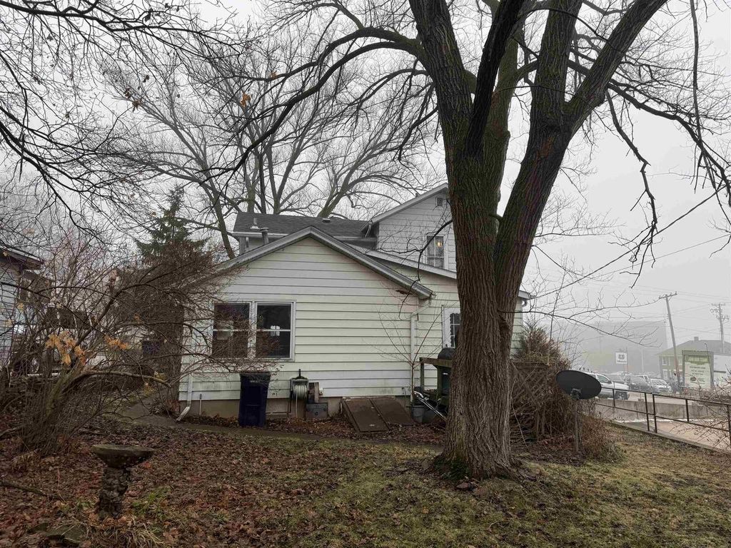 Photo of 215 E Centerway STREET, Janesville, WI 53545 (MLS # 2014471)