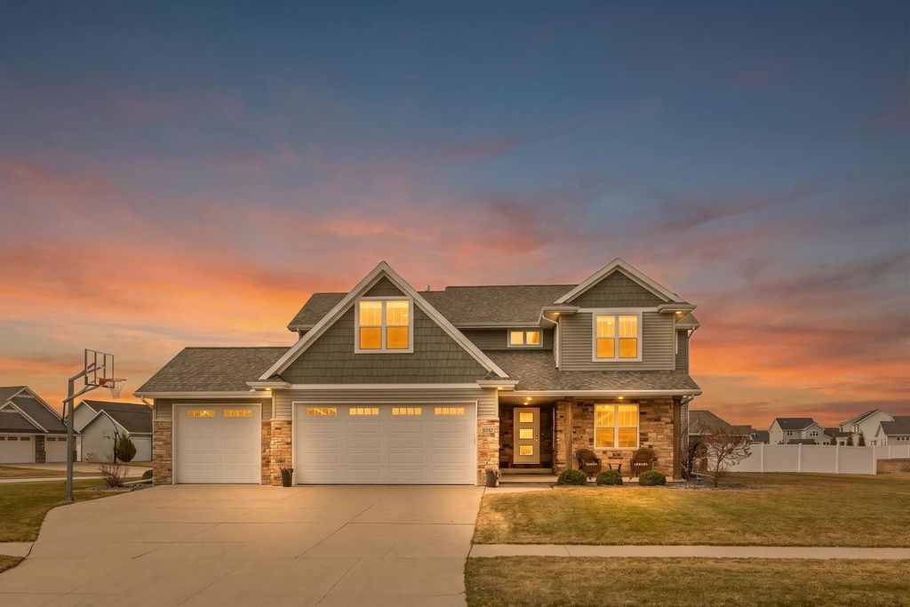 Photo of 2153 Potter DRIVE, De Pere, WI 54115 (MLS # 50323573)