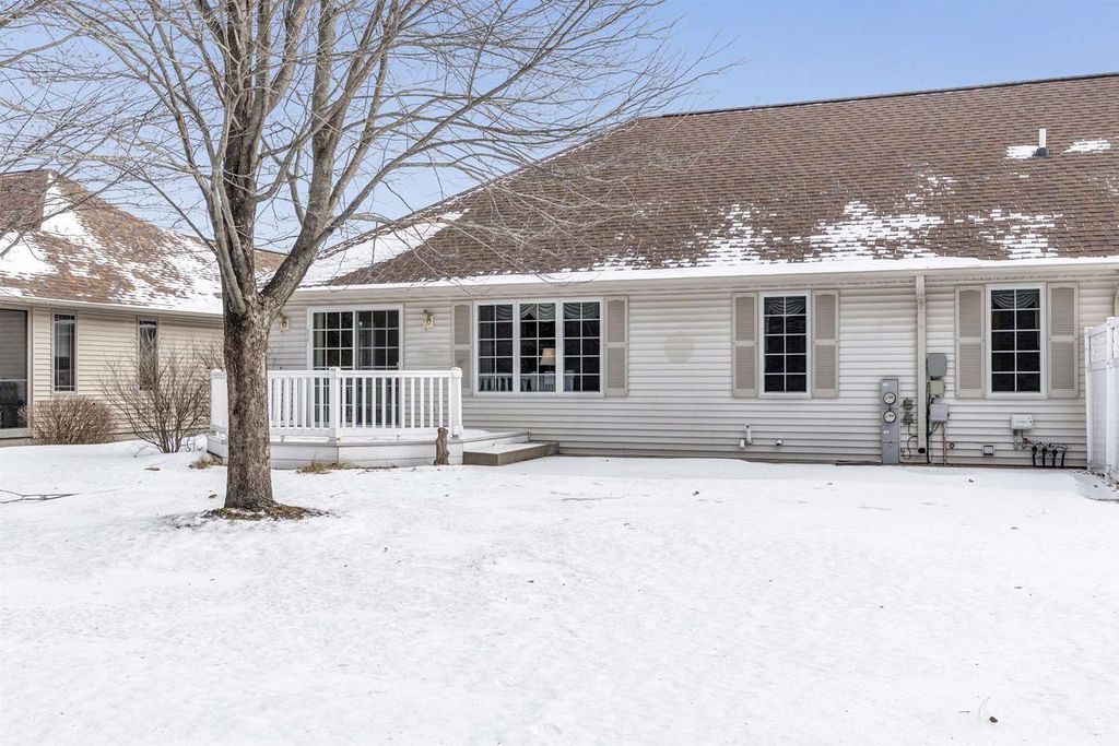 Photo of 4640 Ridgeview COURT, Wisconsin Rapids, WI 54494 (MLS # 22600186)