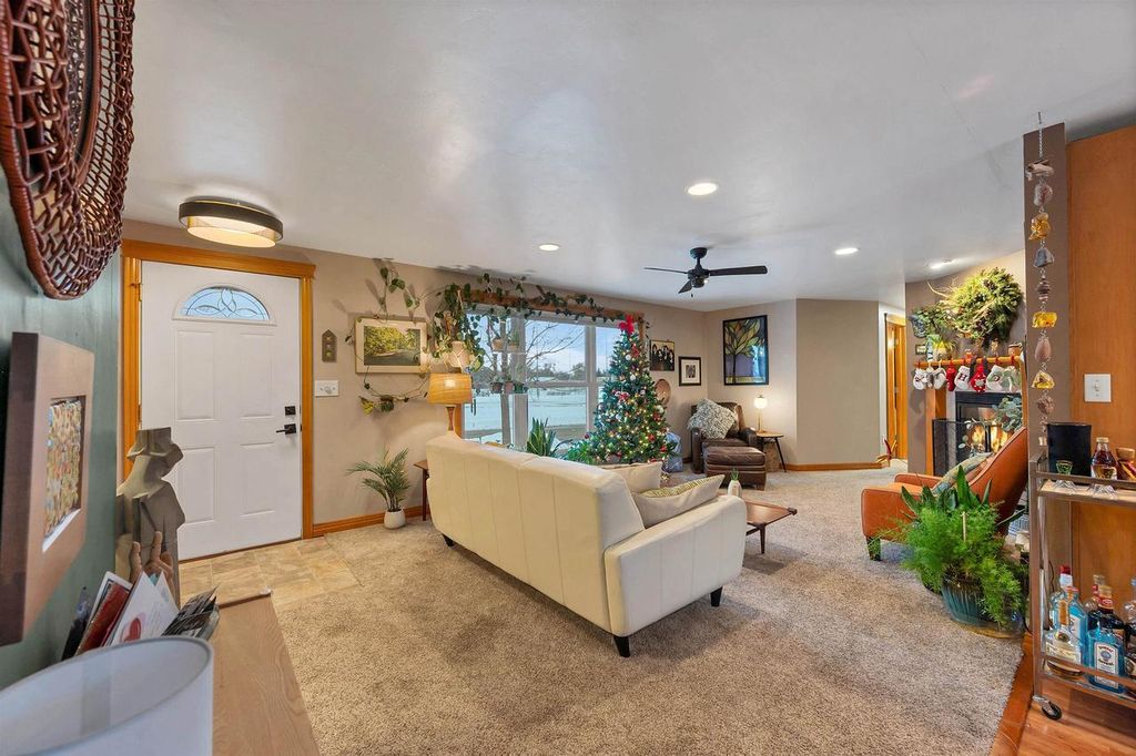 Photo of 1217 Charles STREET, De Pere, WI 54115 (MLS # 50319261)