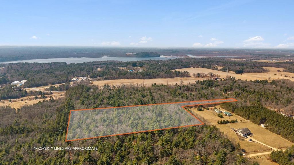 Photo of L10 Gillette LANE, Wisconsin Dells, WI 53965 (MLS # 2019521)