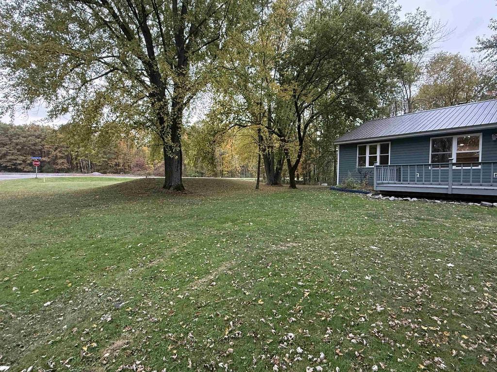 Photo of 403 West River DRIVE #409 West River Drive, Stevens Point, WI 54481 (MLS # 22504991)