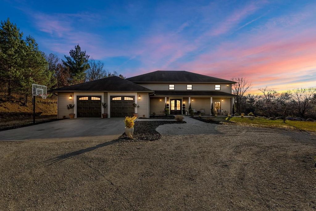 Photo of W11647 Akron AVENUE, Plainfield, WI 54966 (MLS # 22505499)