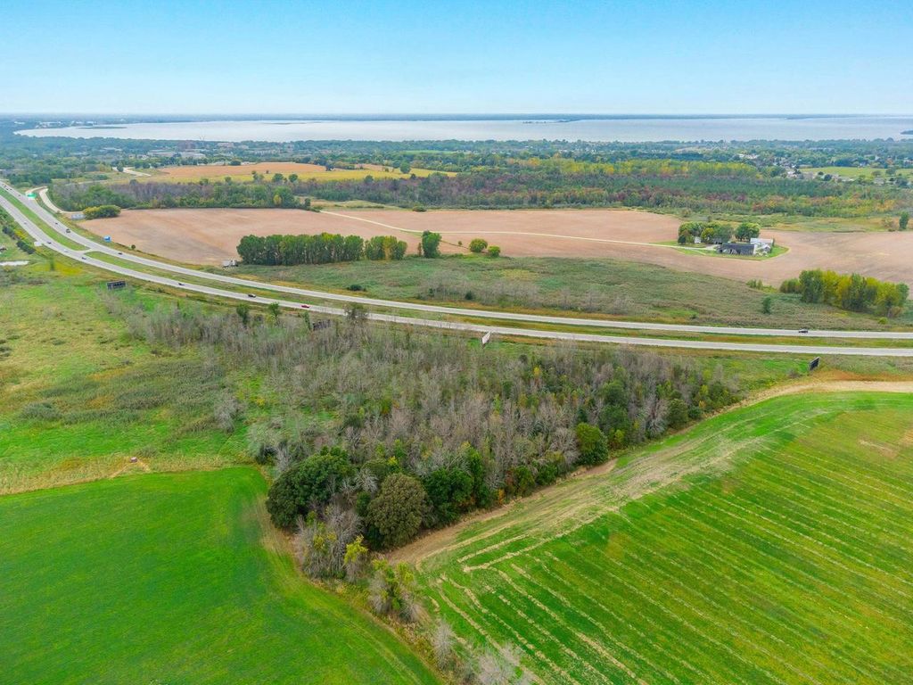Photo of 3800 Sturgeon Bay ROAD, Green Bay, WI 54229 (MLS # 50325728)