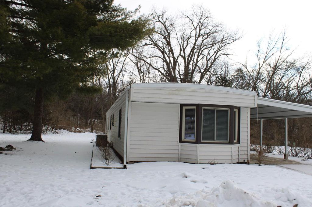 Photo of N750 Golf ROAD #68, Prairie Du Sac, WI 53578 (MLS # 2016162)