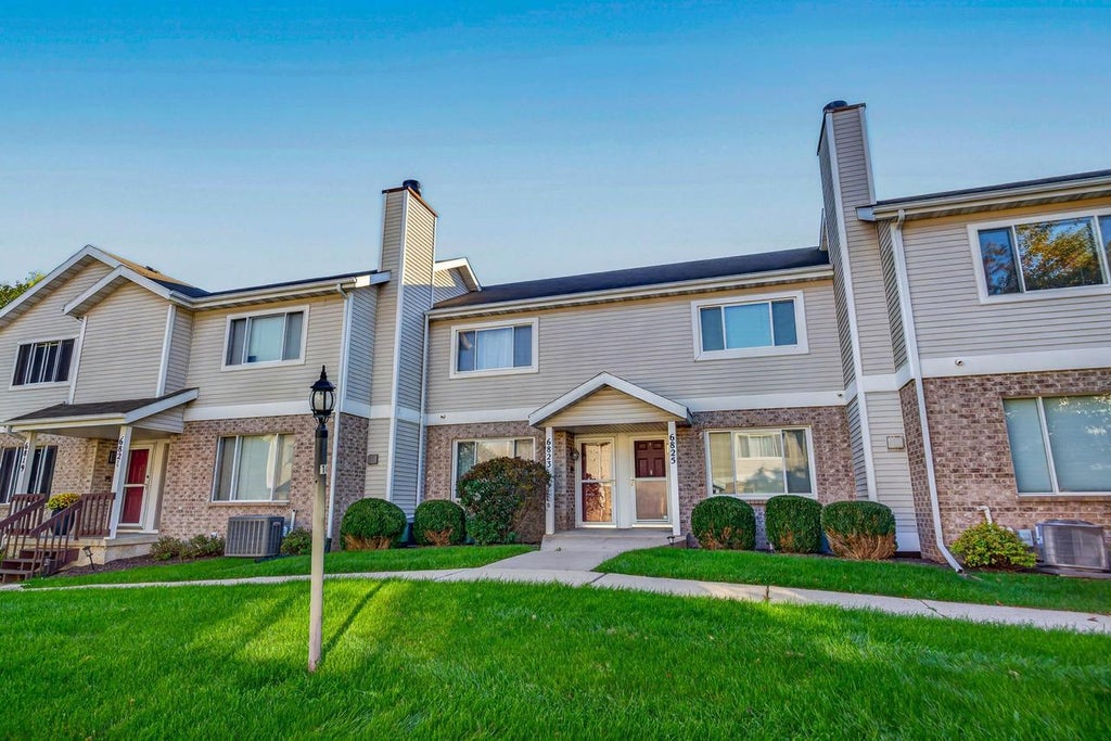 Photo of 6823 Raymond ROAD, Madison, WI 53719 (MLS # 2033742)