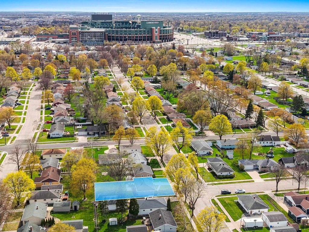 Photo of 1419 Spence STREET, Green Bay, WI 54303 (MLS # 50324398)