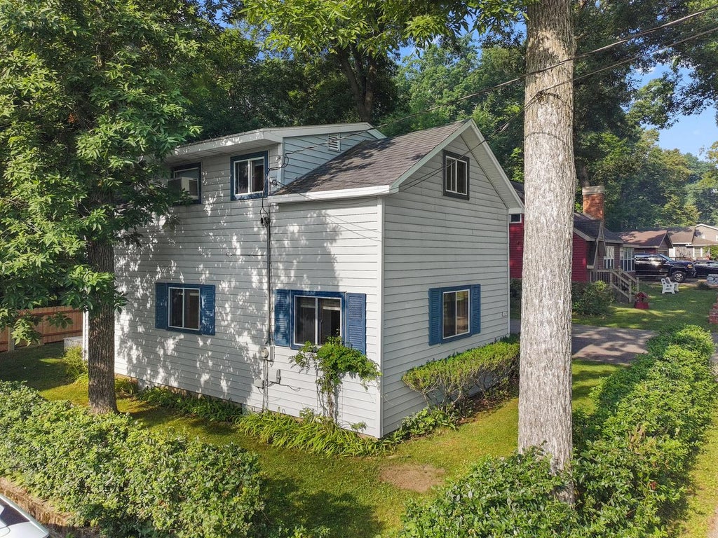Photo of 1605 Jackson Park DRIVE, Delavan, WI 53115 (MLS # 1972398)