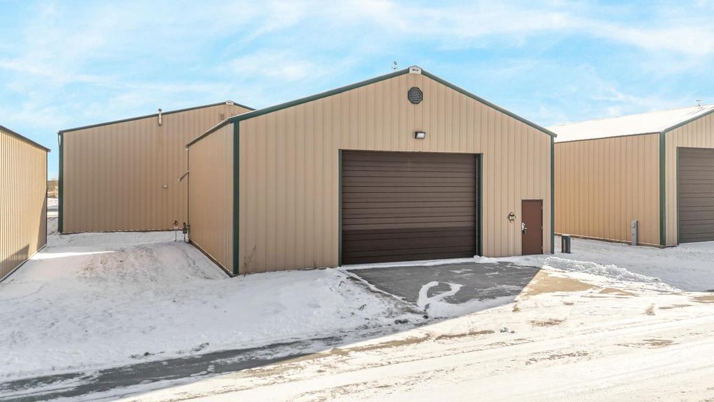 Photo of 1094 Fernando DRIVE #B-19, Hobart, WI 54155 (MLS # 50321580)