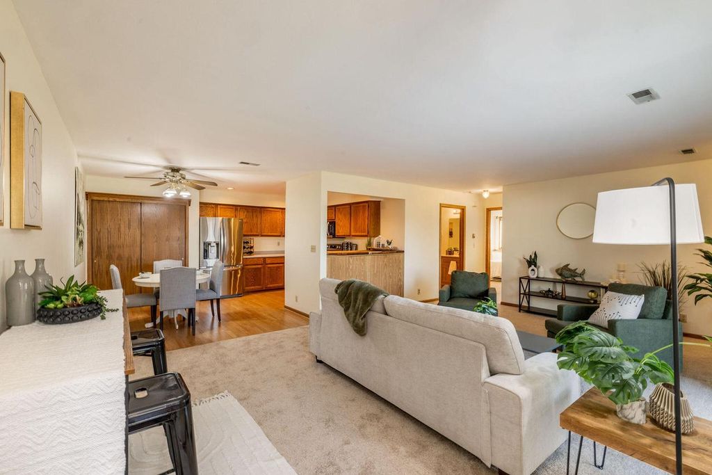 Photo of 1083 Quinlan DRIVE #C, Pewaukee, WI 53072 (MLS # 1943984)