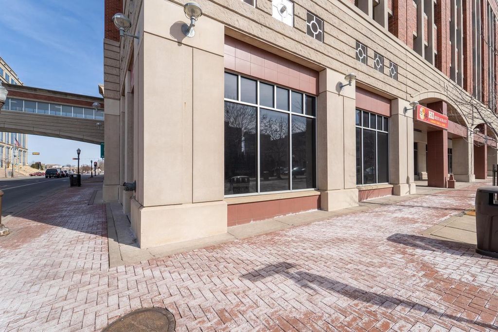 Photo of 102 Jefferson STREET, Wausau, WI 54403 (MLS # 22601265)