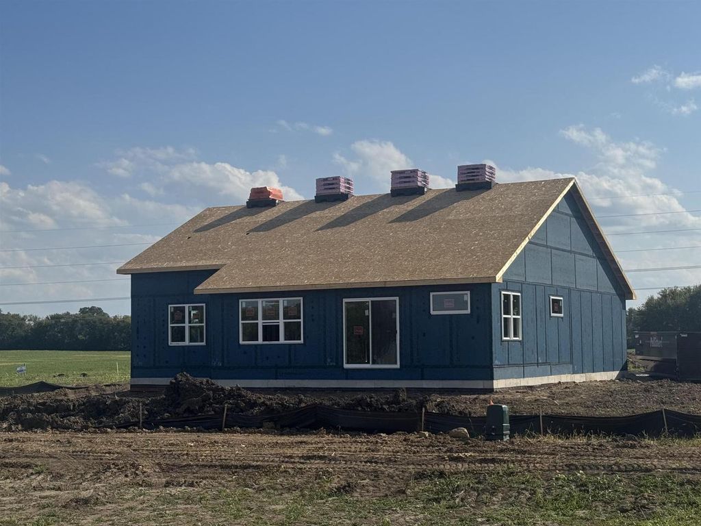 Photo of 352 Dahlia DRIVE #036, Stoughton, WI 53589 (MLS # 2015987)